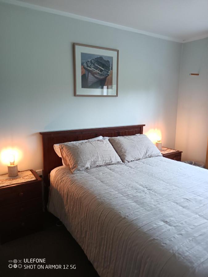 Апартаменты Flying Plate Saloon Waimate Экстерьер фото